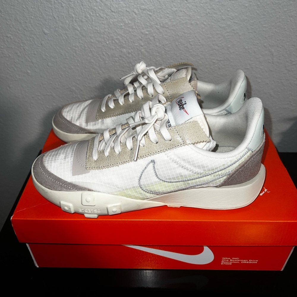 Nike Waffle Racer LX